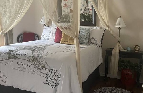 Northside Resort | Private room ∙ 1 guest