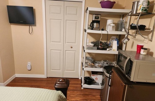 Mariner Resort | Private room ∙ 1 guest