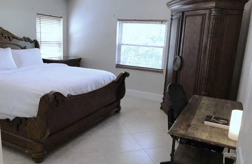 Davie Resort | Private room ∙ 1 guest