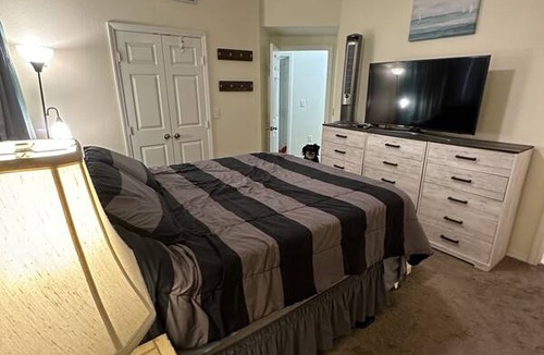 Bonita Springs Resort | Private room ∙ 1 guest