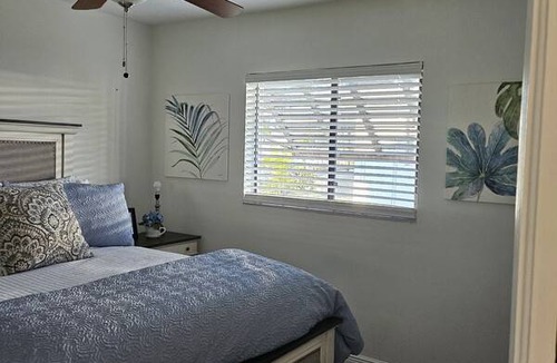 Caloosahatchee Resort | Private room ∙ 1 guest
