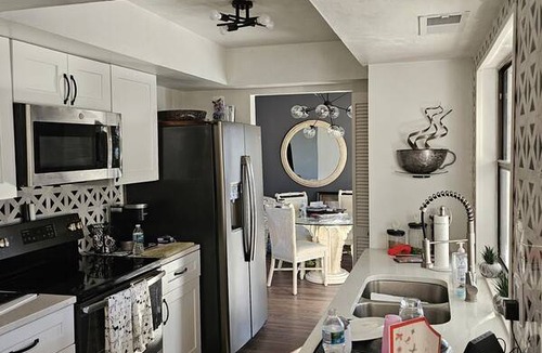 Caloosahatchee Resort | Private room ∙ 1 guest
