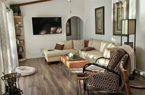 Caloosahatchee Resort | Private room ∙ 1 guest