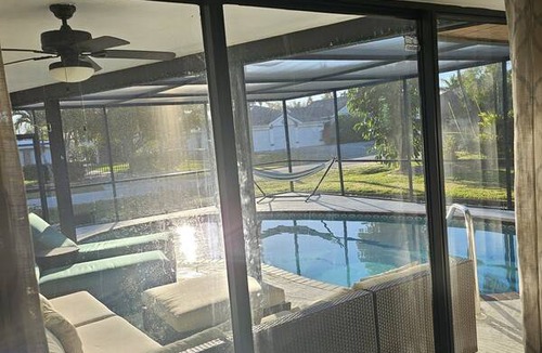 Caloosahatchee Resort | Private room ∙ 1 guest