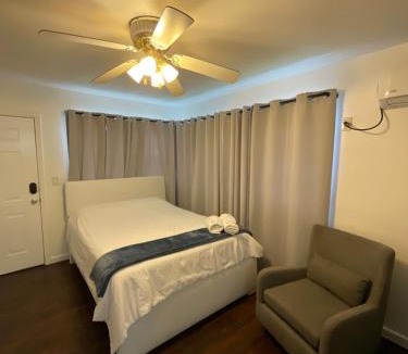 Hillcrest Apartment | Private Studio Near Guitar Casino & Stadium