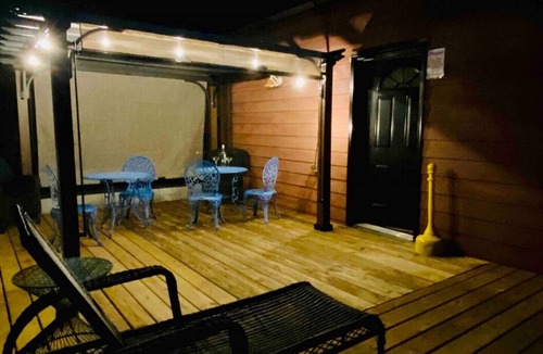 Downtown Memphis House | 🌇 Private Sunset Rooftop w/secure EV Garage ⚡️🚗💨