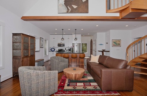 Chestertown House | Private Waterfront Cottage On Langford Creek With Hot Tub & Pier