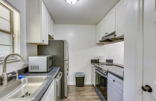 Tallahassee House | Private Yard w/Grills! Convenient Tallahassee Gem