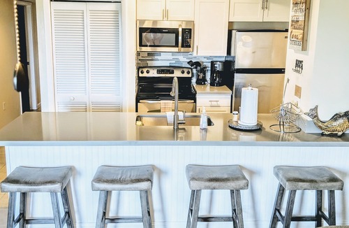 Tavernier Condo | {PRIVATELY OWNED} This 2 bedroom has everything you need.nwith a Fantastic view.