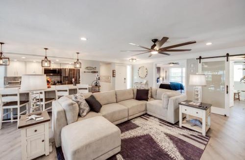 Punta Gorda House | Punta Gorda Getaway with Canal Access and Lanai!