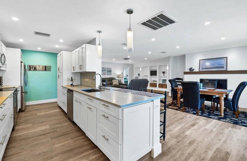 Punta Gorda House | Punta Gorda Isles 3-Bedroom Private Pool Home on Canal with Dock