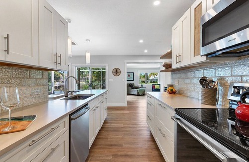 Punta Gorda House | Punta Gorda Isles 3-Bedroom Private Pool Home on Canal with Dock