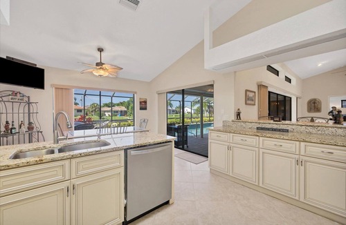 Punta Gorda House | Punta Gorda Isles 3 Bedroom Private Pool+Spa Home on Canal
