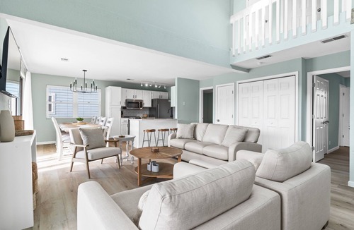 Ocean Isle Beach House | Putt-Putt, Waterfront Sunset View, Close to Beach!
