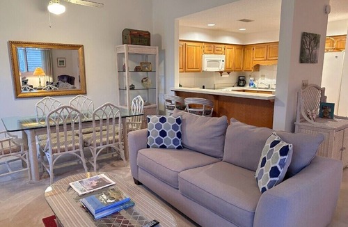 Lake Lure Condo | Quail Cove 1606 at Rumbling Bald
