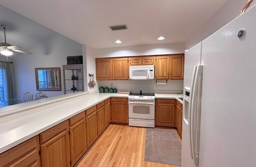 Lake Lure Condo | Quail Cove 1606 at Rumbling Bald