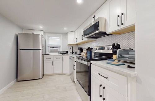 St. Leonard's Tract Apartment | Quaint Ocean Oasis | 1bd/1bt | 4 min walk to beach