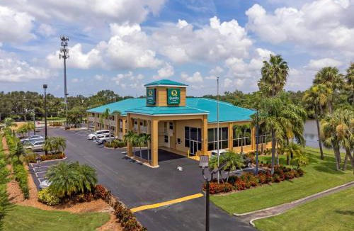 Bradenton Hotel | Quality Inn Bradenton North I-75