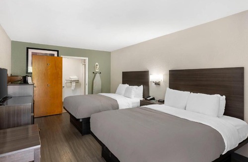 Clinton Hotel | Quality Inn Clinton - Laurens I-26