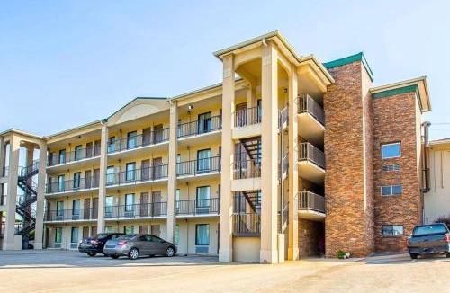 Dahlonega Hotel | Quality Inn Dahlonega Near University