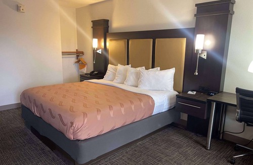 Dalton Hotel | Quality Inn Dalton Central