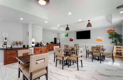 Oak Ridge Hotel | Quality Inn Oak Ridge - Knoxville West