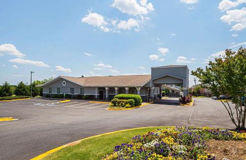 Greenville Hotel | Quality Inn & Suites Greenville - Haywood Mall