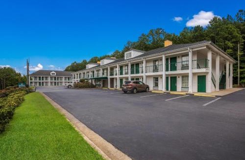 Greensboro Hotel | Quality Inn & Suites Greensboro near Lake Oconee