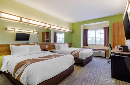 Lehigh Acres Hotel | Quality Inn & Suites Lehigh Acres Fort Myers