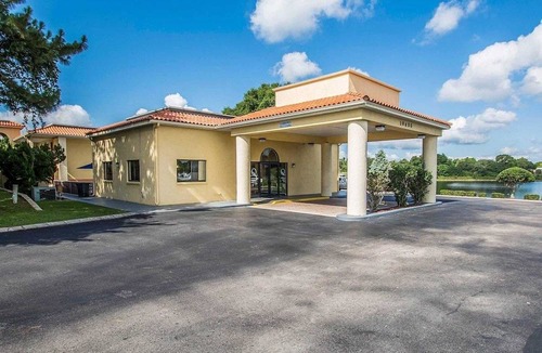 Mount Dora Hotel | Quality Inn & Suites Mt Dora North