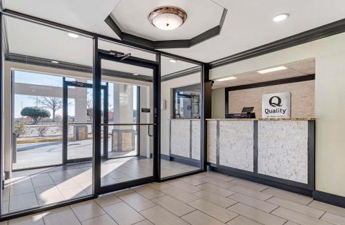 Morrow Hotel | Quality Inn & Suites Morrow Atlanta South