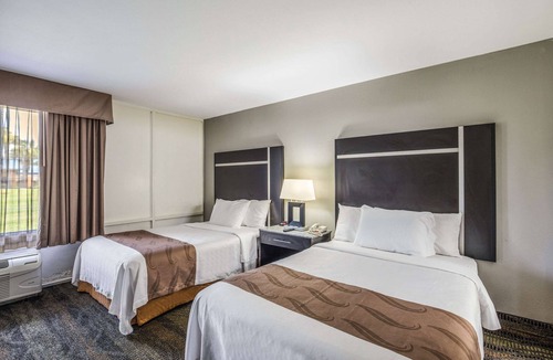Thomasville Hotel | Quality Inn & Suites Conference Center