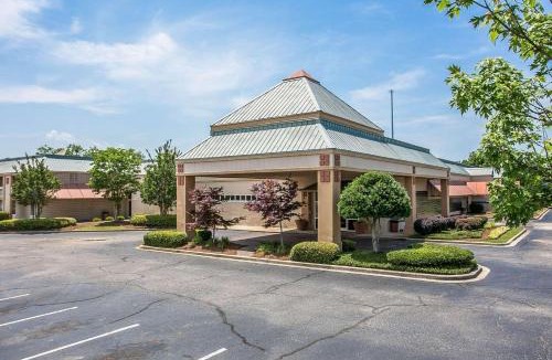 Sumter Hotel | Quality Inn Sumter near Shaw AFB