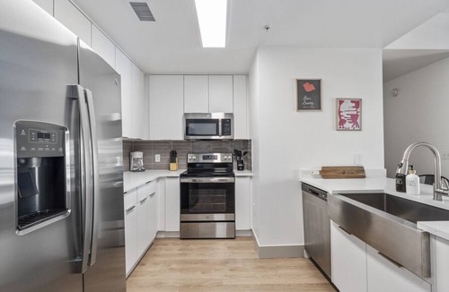 Charlotte Center City Apartment | Queen City Retreat | Parking, Views, Near Stadium