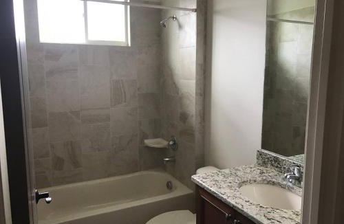 Oviedo House | Quiet 2 Bed Cottage In Oviedo W Resort Discounts