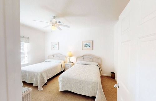 Sea Trail Condo | Quiet 2BR Golf Villa in Sunset Beach -Located close to Activity Center. (RP3309)