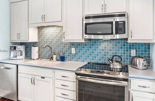 Deer Lake House | Quiet 3br/2ba Home with Cathedral Ceilings and Tons of Natural Light, 234 Deerfield Court