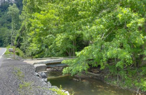 West Jefferson House | Quiet Blue Ridge Escape Near Hiking and Town
