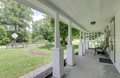 West Jefferson House | Quiet Blue Ridge Escape Near Hiking and Town