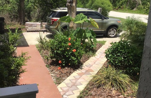 Marineland Acres House | Quiet Cozy Beachside CottagenScott's Beachside Rental