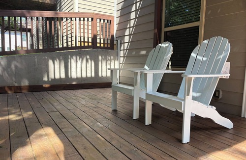 Buford House | Quiet, Cozy Bedroom + Living Room in Buford with AC