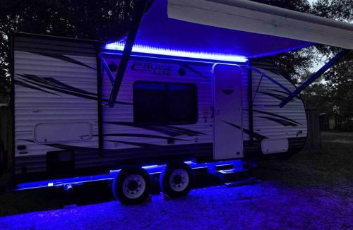 Niceville House | Quiet Cozy Camper
