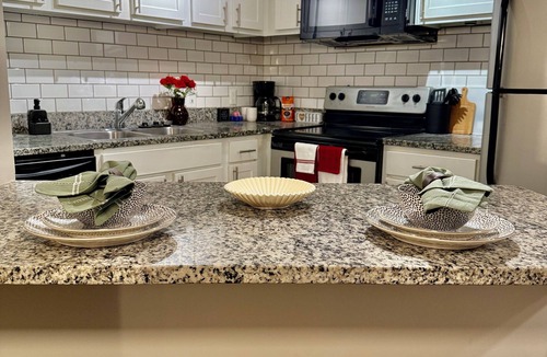 Lavista Park Apartment | Quiet & Cozy Nook, Prime Location Near Everything!