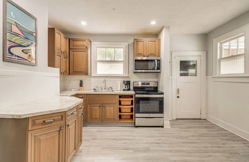 Northside House | Quiet Jacksonville Retreat - 4 Miles to Downtown!
