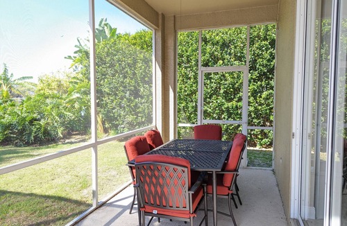 River Pointe House | Quiet Lakeside Retreat -Peaceful Home w/Pool