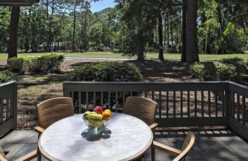 Shipyard Plantation Cottage | Quiet living by the beach! Everything you need to enjoy your vacation!