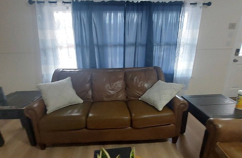 Southampton House | Quiet Redlion