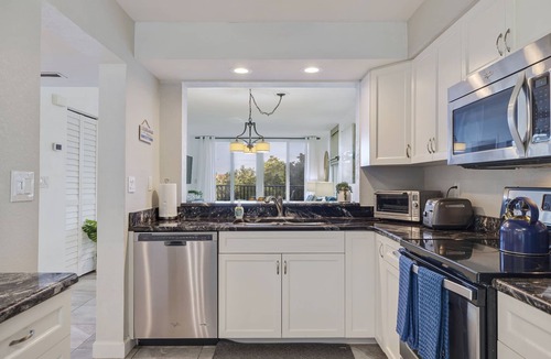 Largo Condo | Quiet Waters 2 bed 2 bath remodeled sleep 6