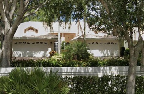 North Naples Villa | Quiet Winter Getaway 30 day minimum. 30 days needed for HOA to approve renters.