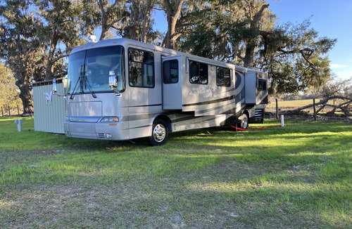 Citra RV Rental | R/V spots on working horse farm $85 per night/$850 dollars per mo